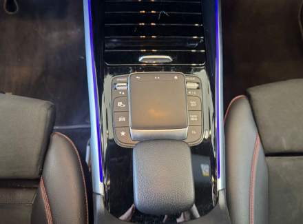 Mercedes-Benz - GLB