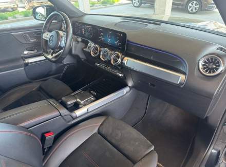 Mercedes-Benz - GLB