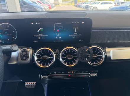 Mercedes-Benz - GLB