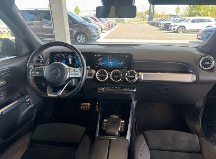 Mercedes-Benz - GLB