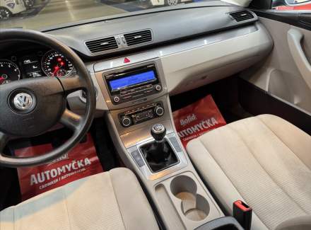 Volkswagen - Passat