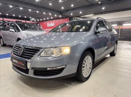 Volkswagen - Passat