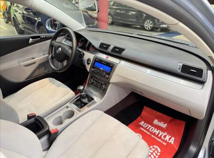 Volkswagen - Passat