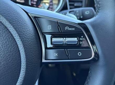 Kia - XCeed