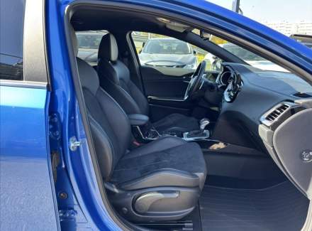Kia - XCeed