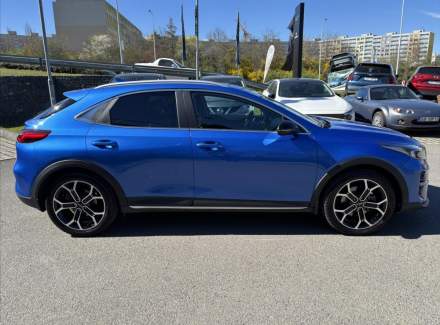 Kia - XCeed