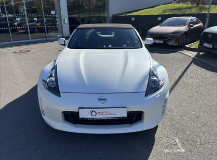 Nissan - 370Z
