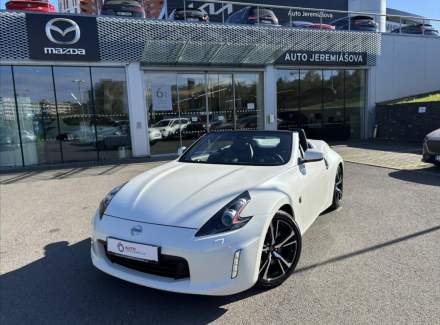 Nissan - 370Z