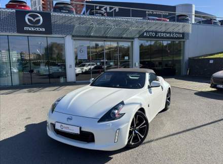 Nissan - 370Z