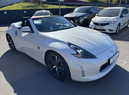 Nissan - 370Z