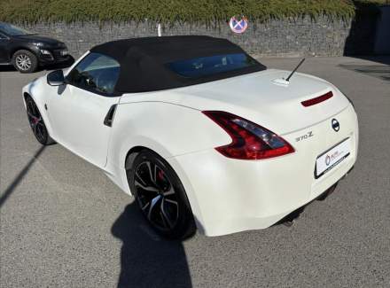 Nissan - 370Z