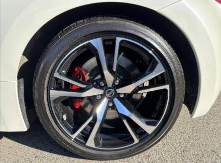 Nissan - 370Z