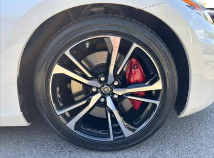 Nissan - 370Z
