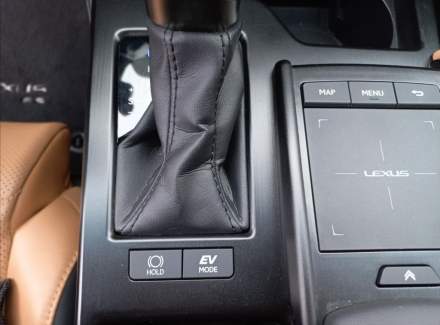 Lexus - ES