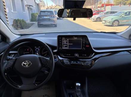 Toyota - C-HR