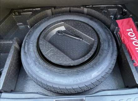 Toyota - C-HR