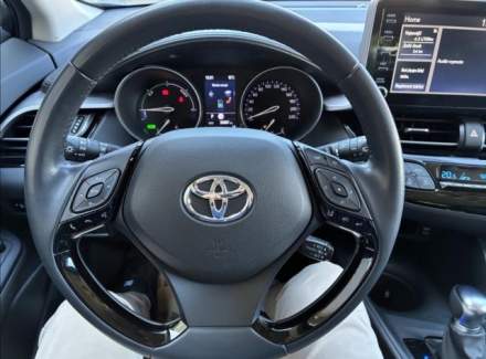 Toyota - C-HR