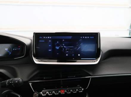 Peugeot - 2008