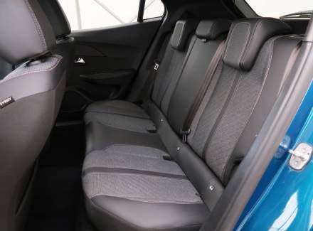 Peugeot - 2008