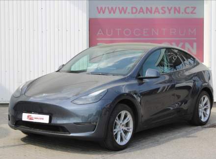 Tesla - Model Y