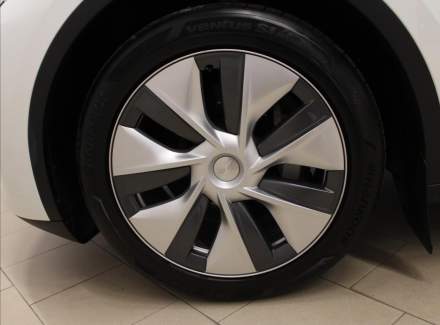 Tesla - Model Y