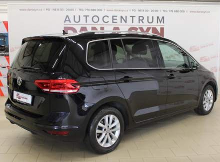 Volkswagen - Touran