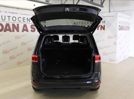 Volkswagen - Touran