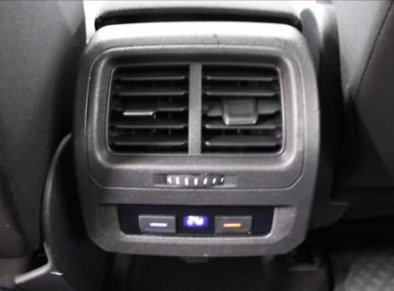 Volkswagen - Touran