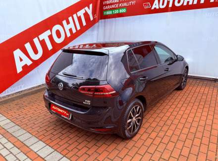 Volkswagen - Golf