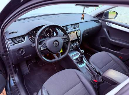 Škoda - Octavia