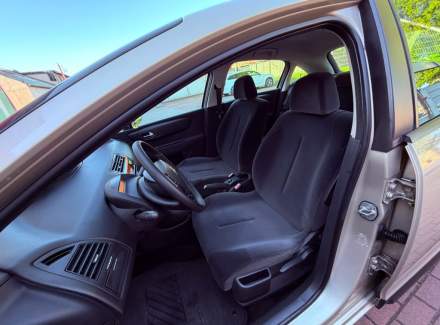 Citroën - C4