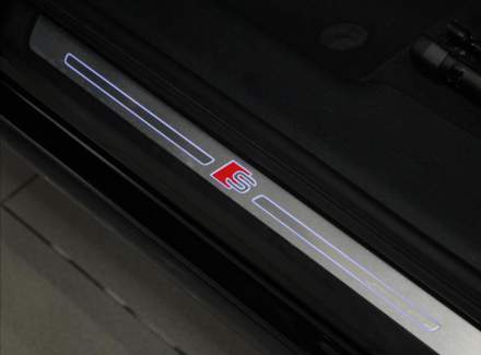 Audi - Q3