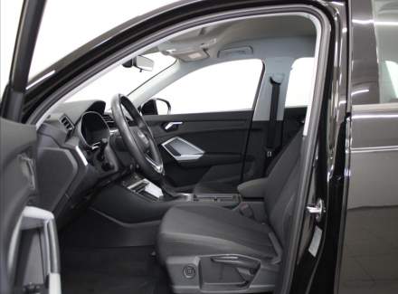 Audi - Q3
