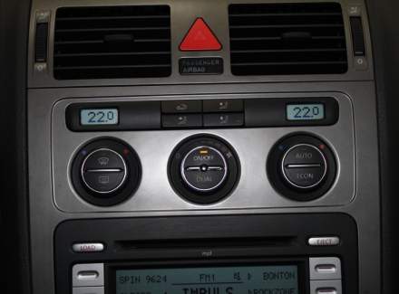 Volkswagen - Touran