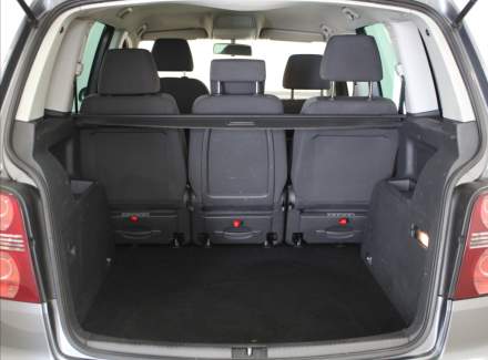 Volkswagen - Touran