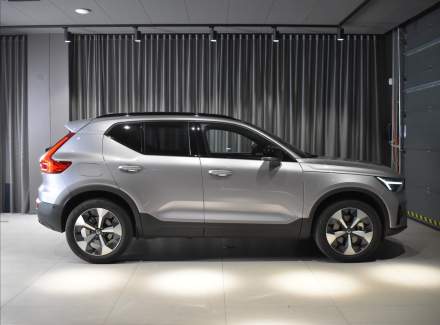 Volvo - XC40
