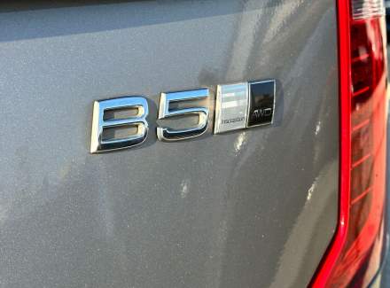 Volvo - XC90