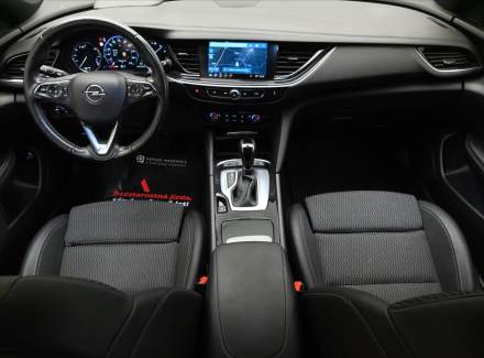 Opel - Insignia