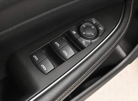 Opel - Insignia