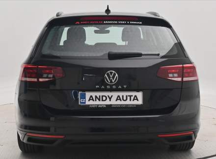 Volkswagen - Passat