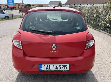 Renault - Clio