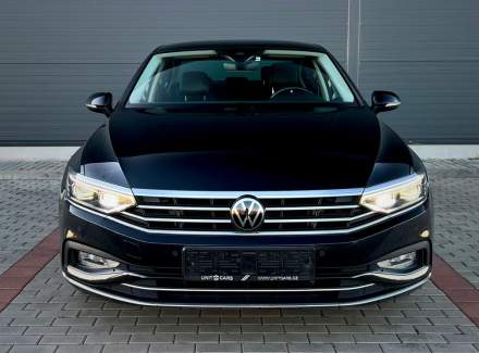 Volkswagen - Passat
