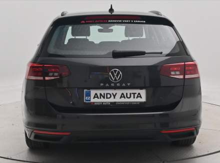 Volkswagen - Passat