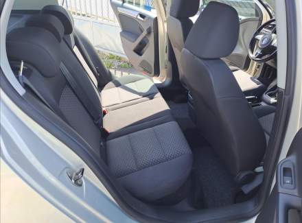 Volkswagen - Golf