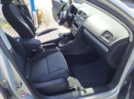Volkswagen - Golf