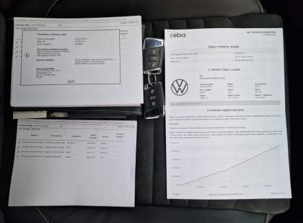 Volkswagen - Passat