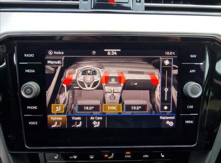 Volkswagen - Passat