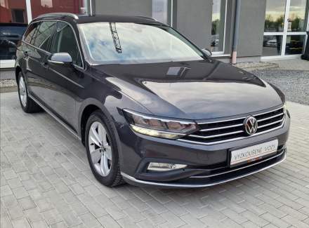 Volkswagen - Passat