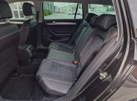 Volkswagen - Passat