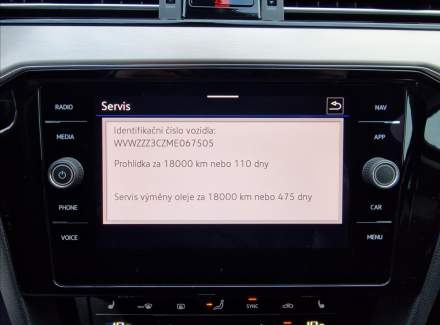Volkswagen - Passat